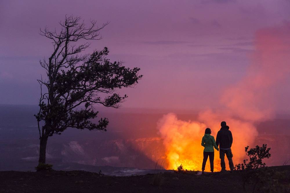 2-Day Big Island Tour: Volcanoes National Park, Black Sand Beach and Rainbow Falls | Free Airport Transfer