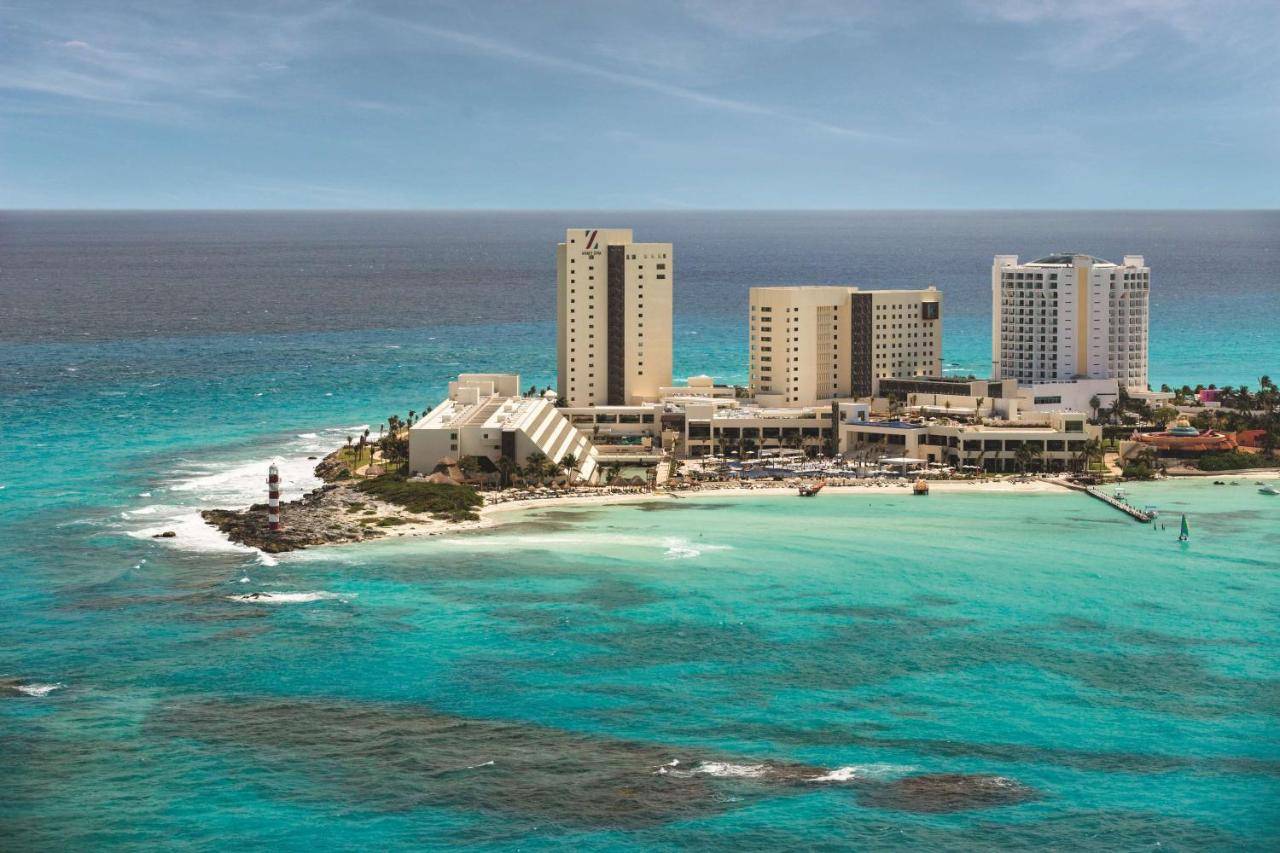 Instagrammable 5-Star All-inclusive Hotel - Hyatt Ziva Cancun **English or Spanish service in 24-Hour** **Breakfast, lunch and dinner included**