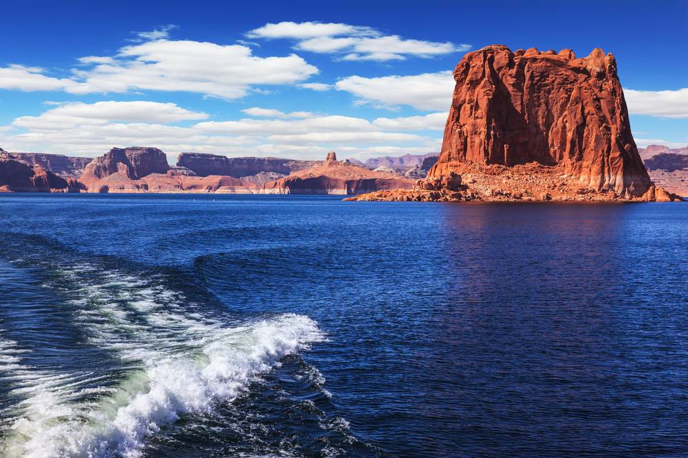 14-Day Chicago to The Golden Gate Tour from Chicago: Yellowstone, Grand Teton, Bryce Canyon, Lake Powell, Grand Canyon, Los Angeles and San Francisco 