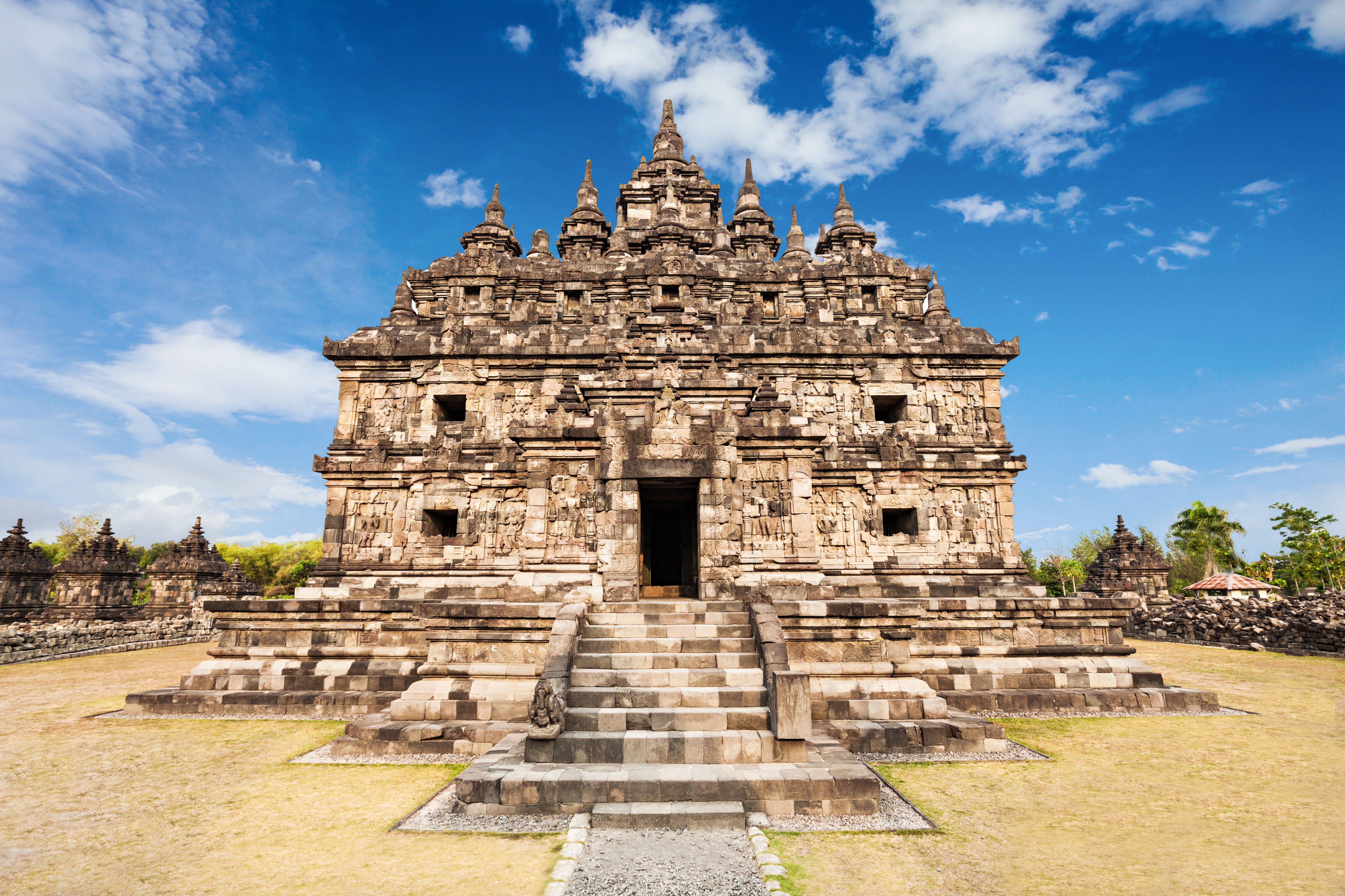 5-Day Yogyakarta Selayang Pandang Tour: Merapi Volcano, Borobudur Temple, Kraton, Taman Sari Water Castle, Kotagede and Plaosan**Private Tour****Airport Transfers****Meals Mentioned Included**