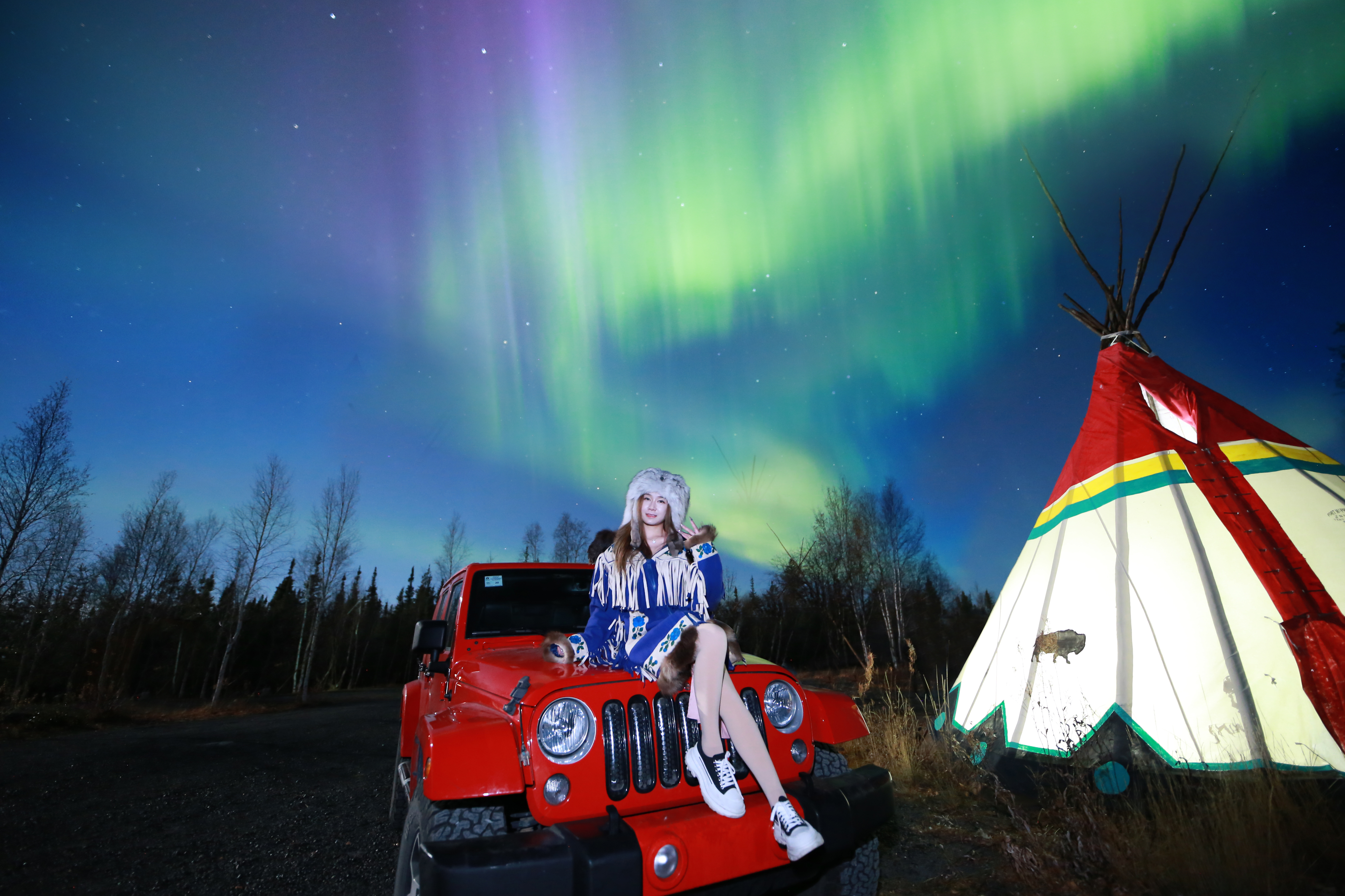 【Aurora Viewing】5-Day Tour from Yellowknife: 3 Free Days | Hotels Included | 4 nights of aurora viewing