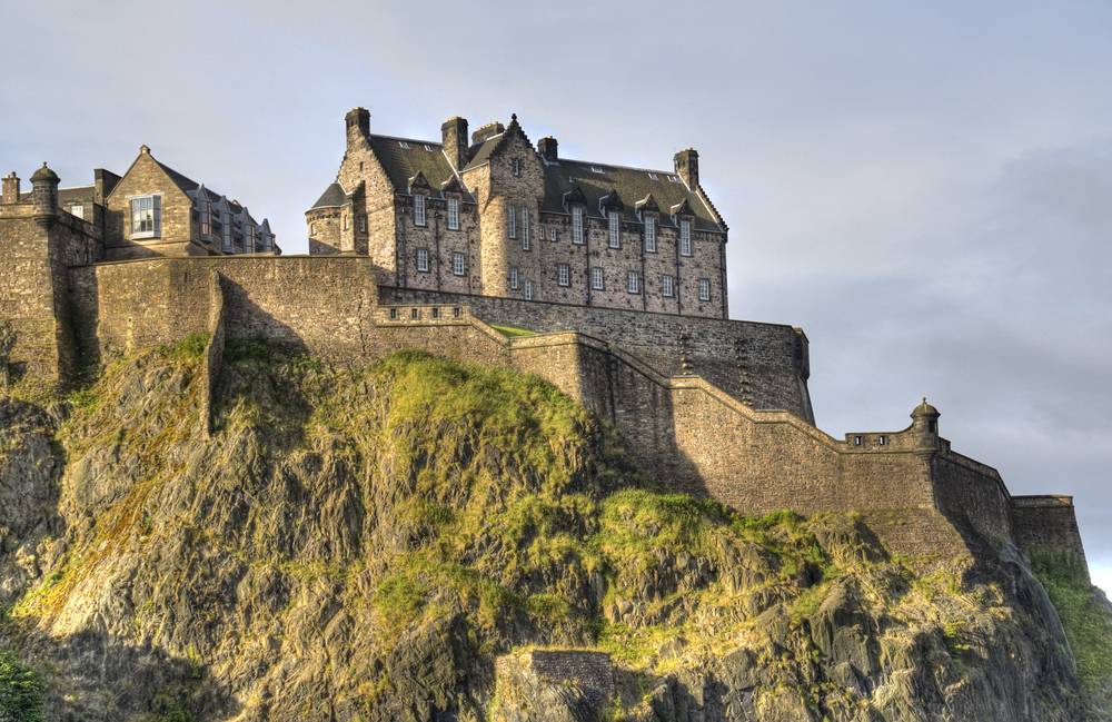3-Day Jewels of Scotland Tour from London: Lake District, Gretna Green, Glasgow, Fort William and Edinburgh