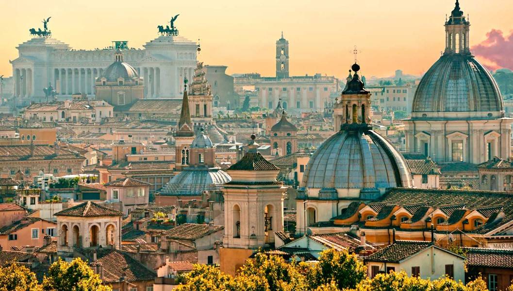7-Day Parisian Romance and Italian Charm Tour from Rome