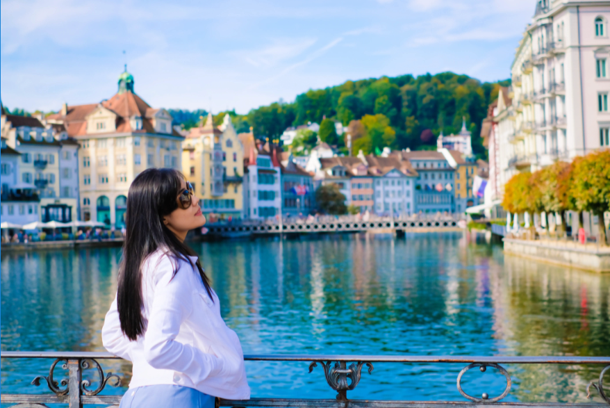 12-Day Western & Southern Immersion: Paris to Frankfurt, Lucerne, Venice, Rome, Amsterdam