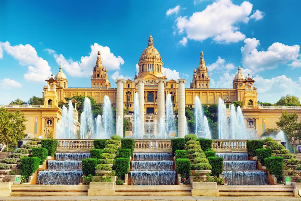 6-Day Spectacular Spain Tour from London: Madrid, Valencia, and Barcelona | All-inclusive Tour