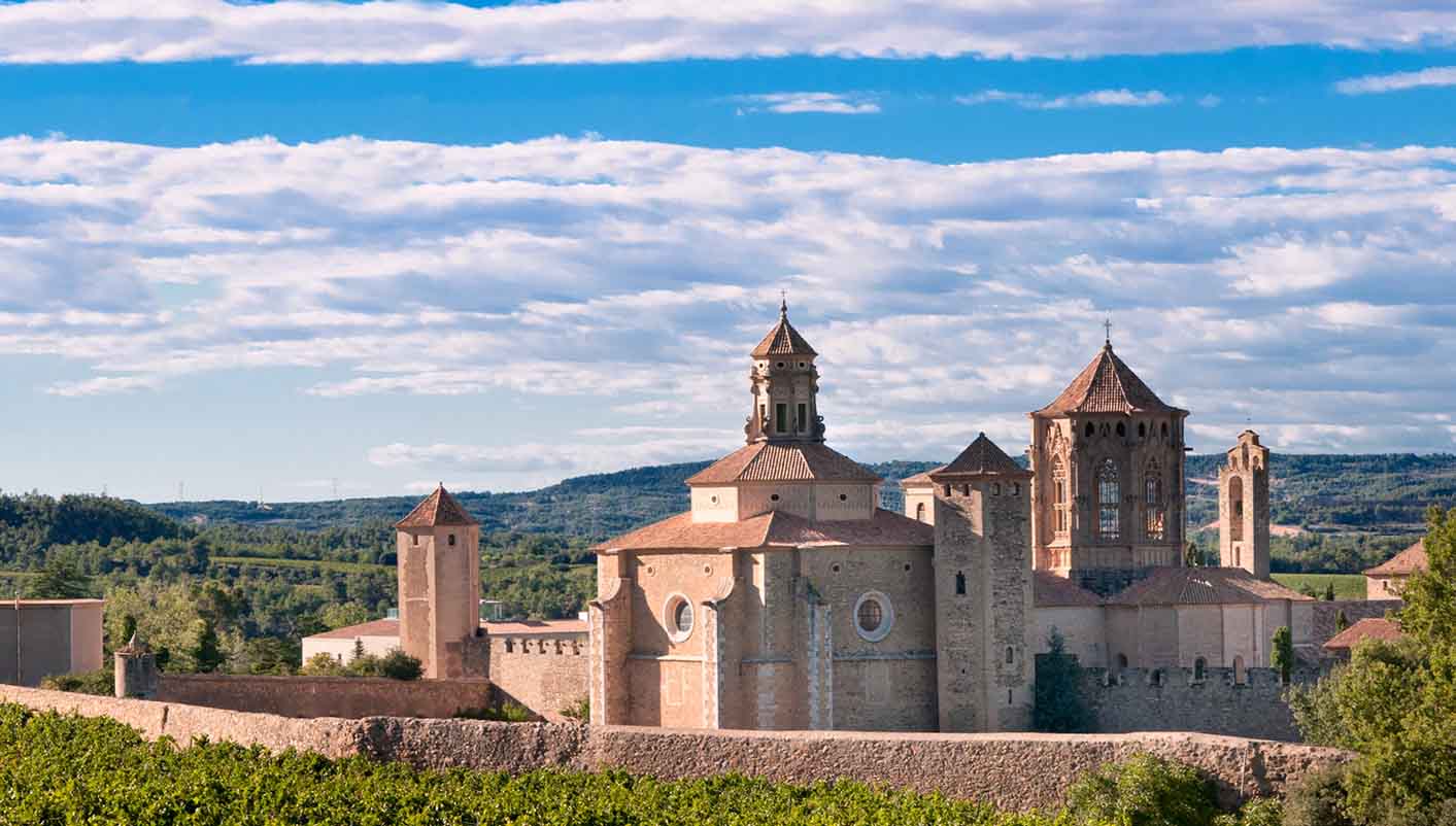 26-Day Panoramic Europe Tour from Lisbon: Rome, Barcelona, Venice, Madrid, Zurich, Geneva, Vienna | Breakfasts and Admission Included