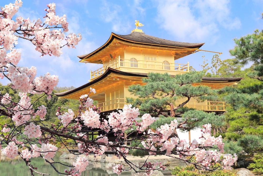 15-Day Wonders of Japan end Tokyo Tour: Kyoto | Kobe | Hiroshima | Osaka**Airport Pick-up in Tokyo | Breakfasts and Admission Included**