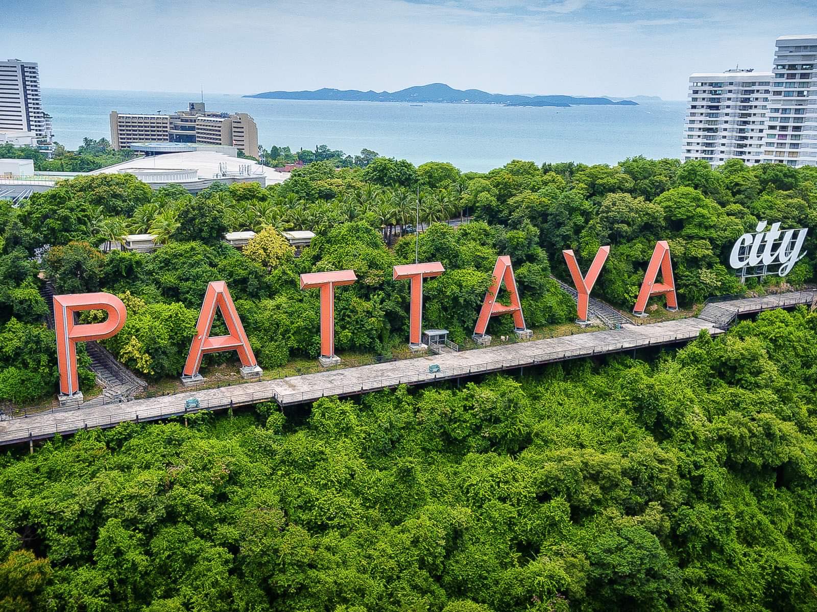 5-Day Bangkok and Pattaya Getaway Tour | Small Group Tour | Airport Transfer Included