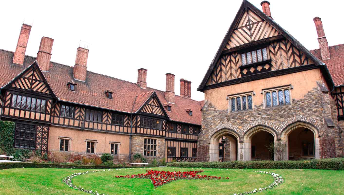 11-Day Explore Berlin to Tallinn Tour from Berlin