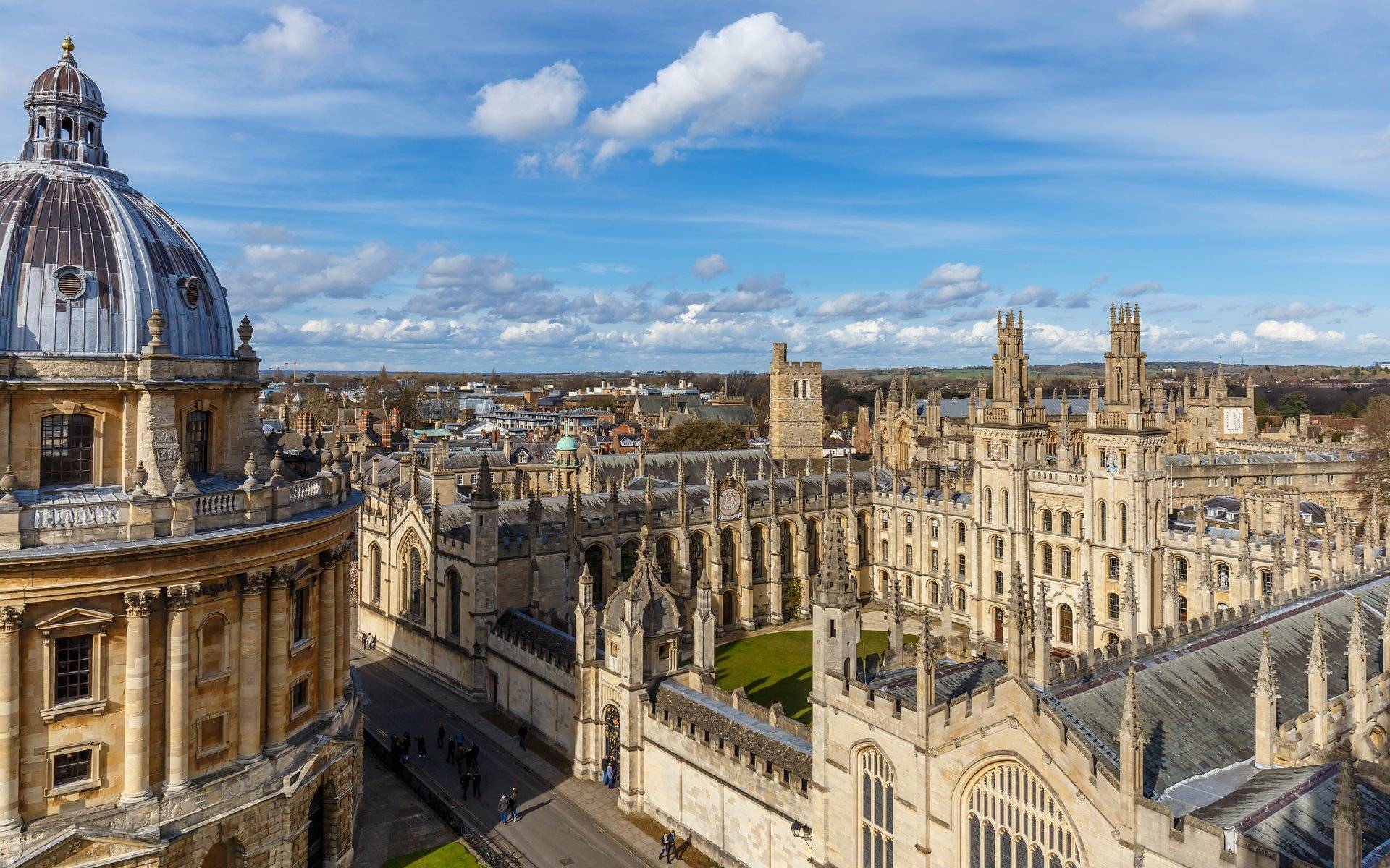 7-Day Exploring the United Kingdom and Dublin Tour from Dublin