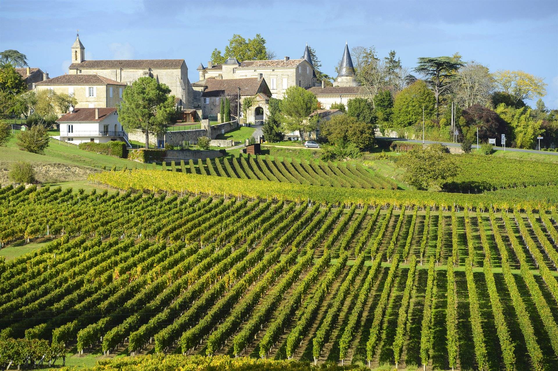 11-Day France and Spain Tour from Paris: Amboise, Limoges, Rocamadour, Bordeaux, Lourdes | Ticket Admission Included