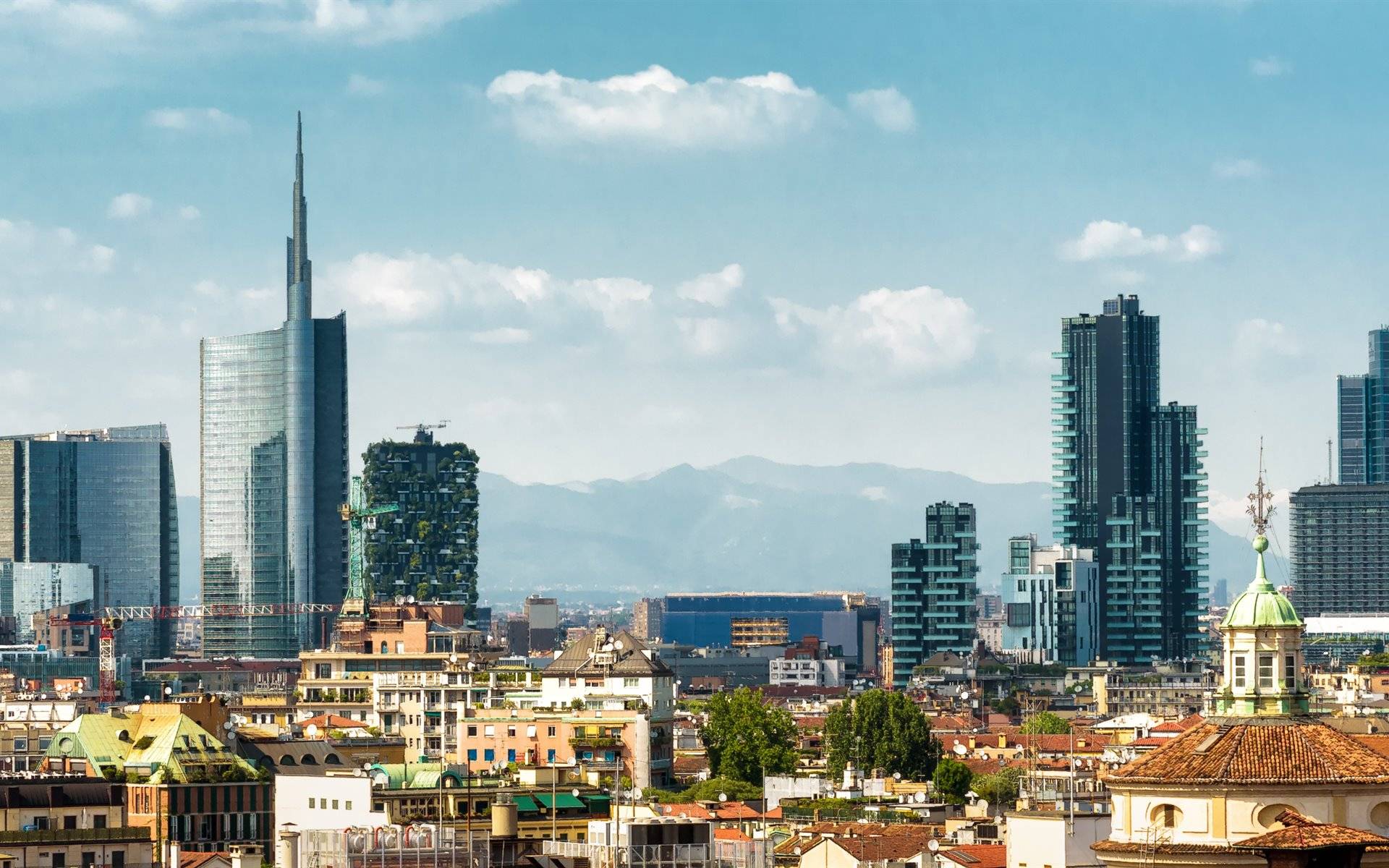 20-Day Incredible Europe Tour from Paris