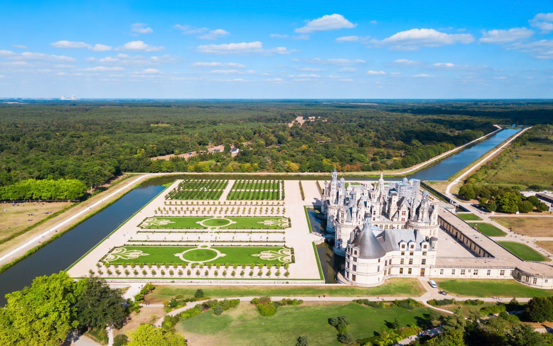 16-Day Lovely France and Spain Tour from Paris: Rouen, Caen, Rennes, Amboise, Limoges, Rocamadour | Ticket Admission Included | 24H Free Airport Pick-up