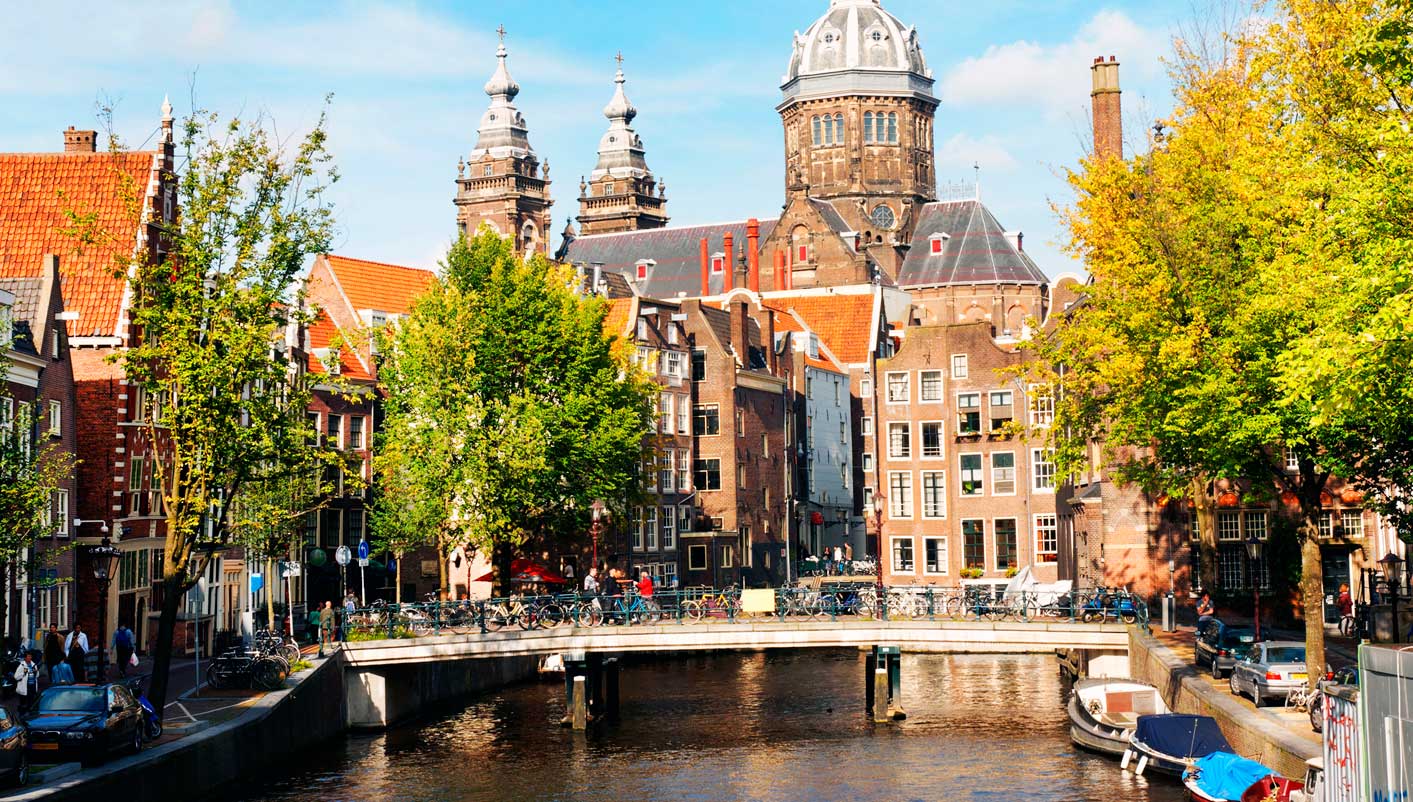 8-Day Central & East Europe Tour from Prague: Pilsen, Rothenburg, Amsterdam, Berlin