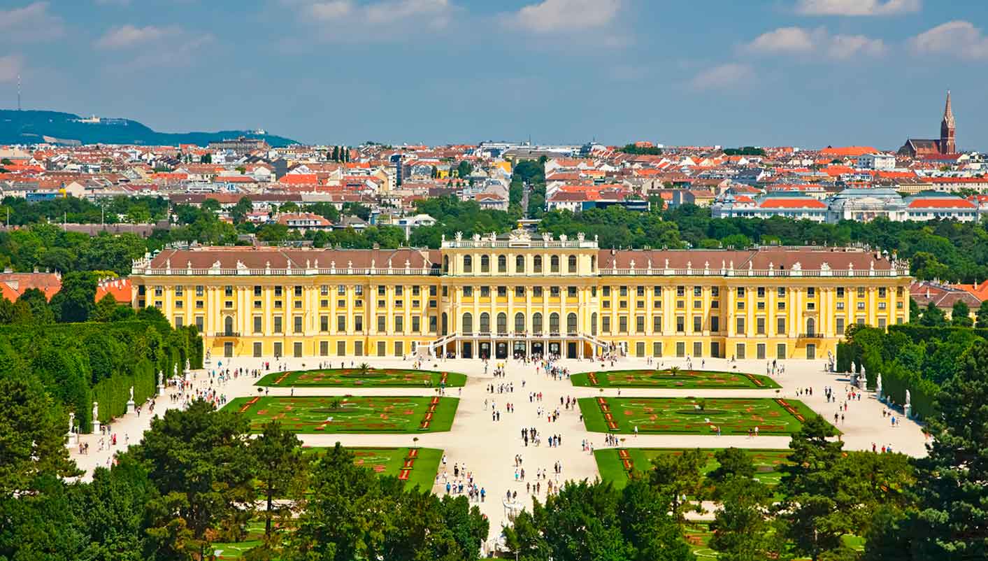 4-Day Vienna and Budapest Tour from Vienna