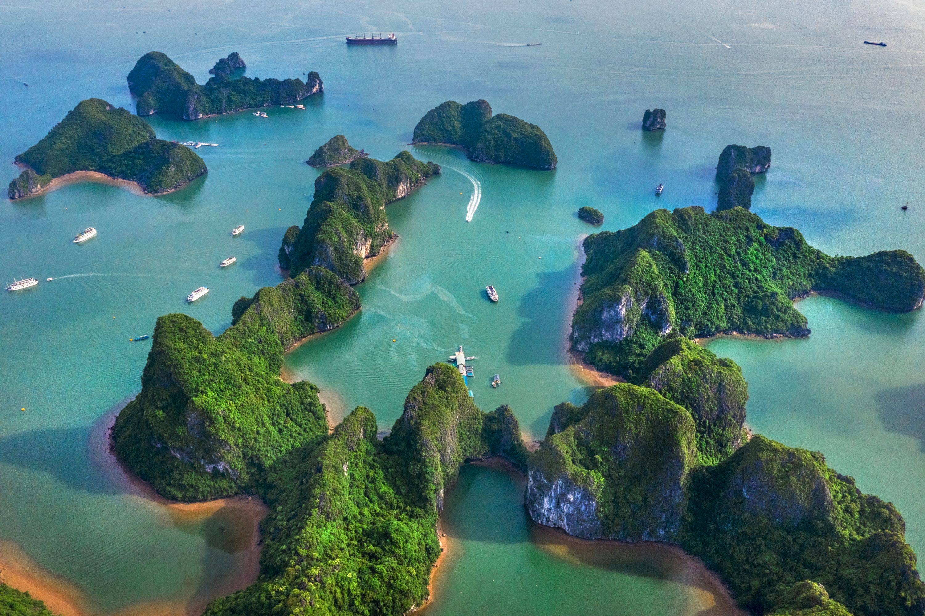 4-Day Halong Bay Cruise from Hanoi