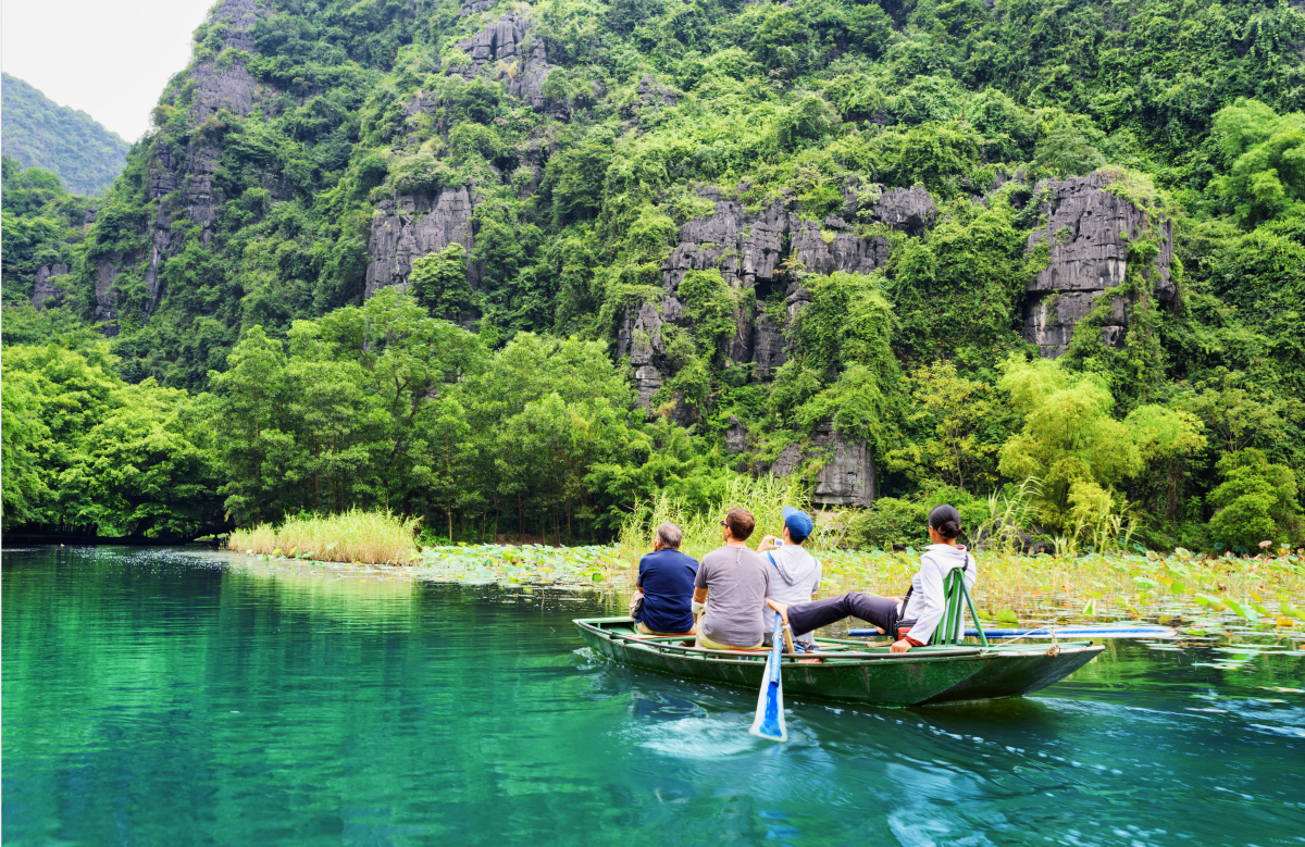 10-Day Cambodia, Vietnam and Laos Tour from Siem Reap: Ninh Binh, Halong Bay and Luang Prabang | Meals Mentioned Included