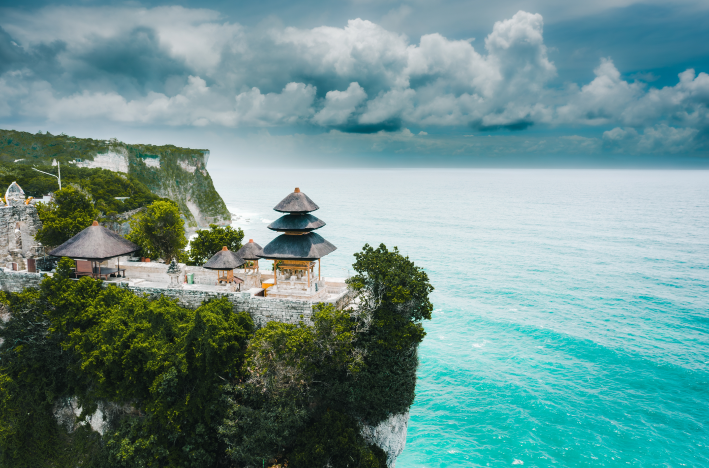 7-Day Bali Natural and Cultural Immersion Tour: Ayung River, Taman Ayun Temple, Tanah Lot Temple, Jimbaran Bay and Alas Kedaton Monkey Forest