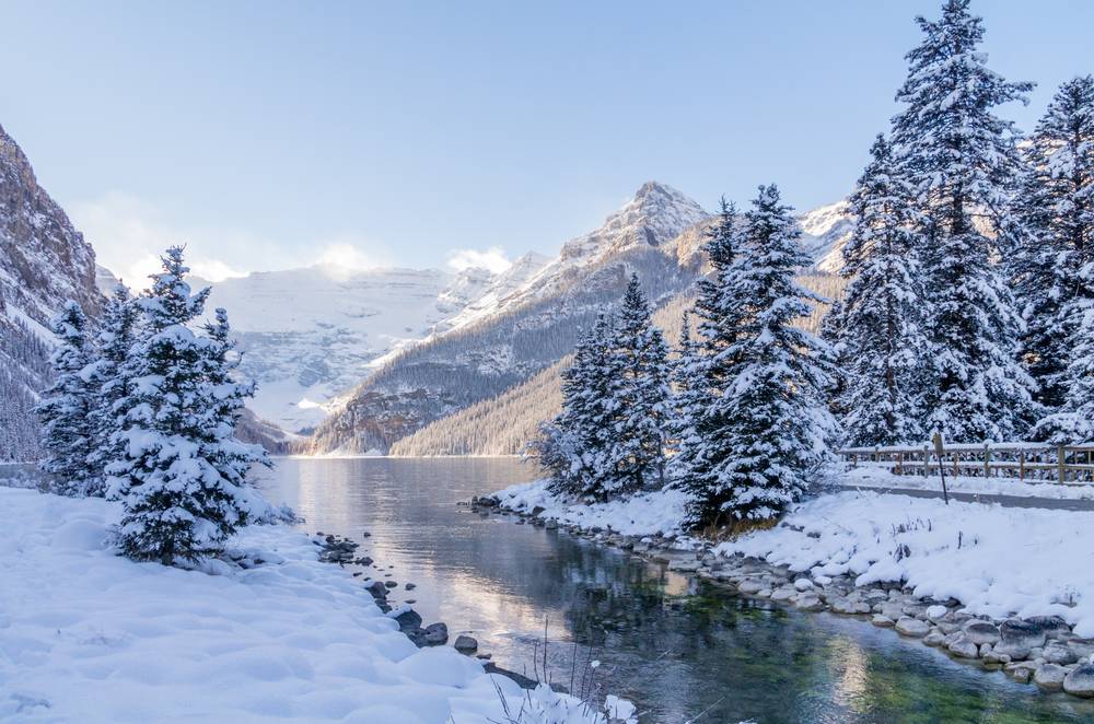 2-Day Canadian Rockies Winter Special Tour from Calgary/Banff: Johnston Canyon, Banff Town, Lake Louise Ski Resort, Abraham Lake | Max 24 Pax