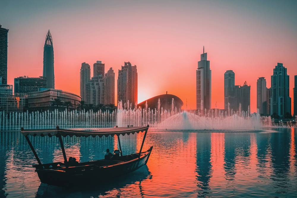 6-Day Tour to Enjoy the Magic of Dubai: Marina cruise, 4x4 Desert Safari with BBQ Dinner, Mussandam Dibba Cruise, Full Day Abu Dhabi City