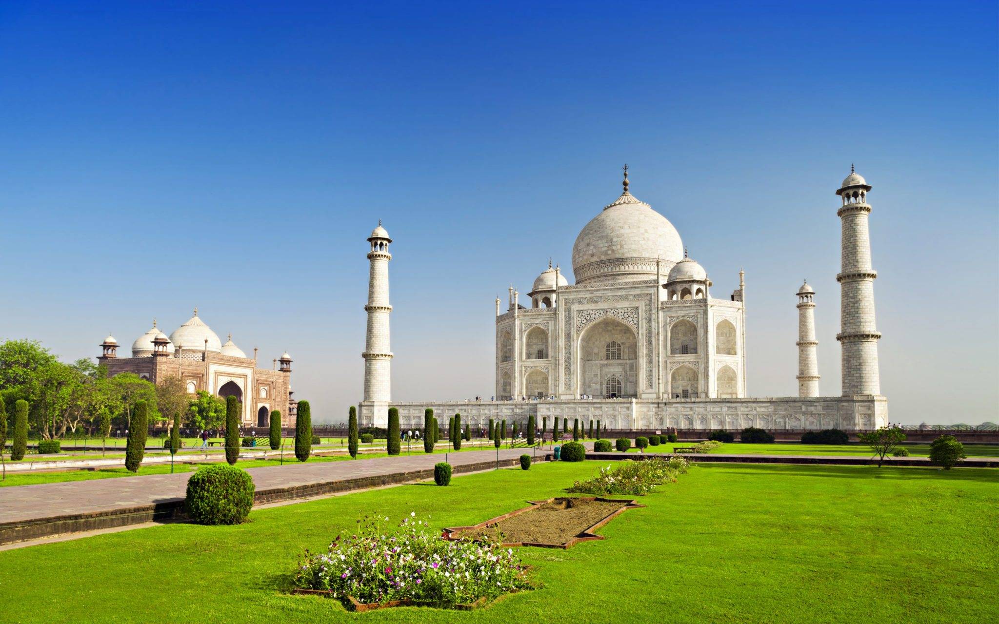 17-Day Taj Mahal and Heritage India Small Group Tour from Mumbai: Udaipur, Pushkar, Jaipur, Agra, Panna, Varanasi and New Delhi