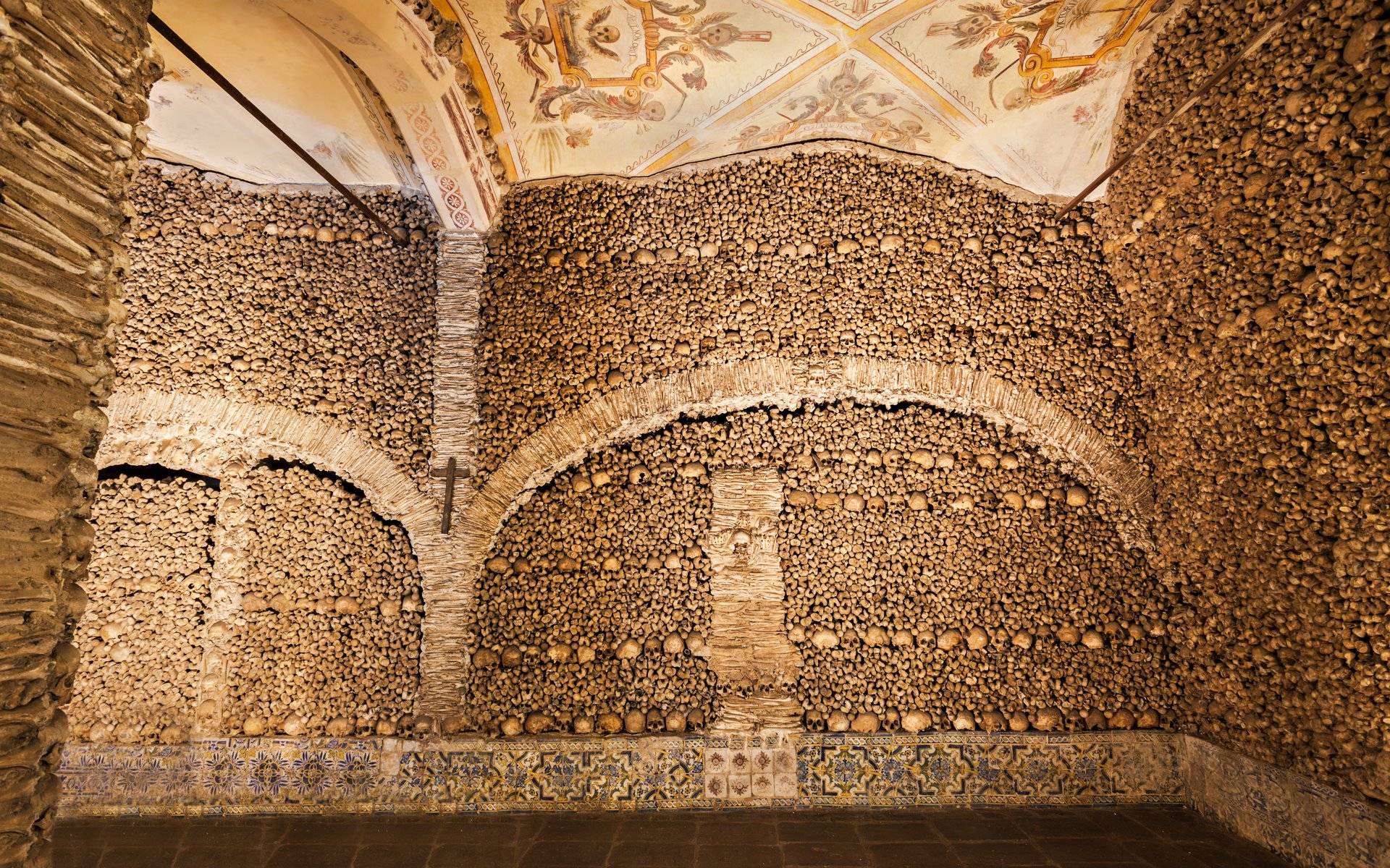 16-Day Best Iberian Cities and Morocco Tour from Madrid