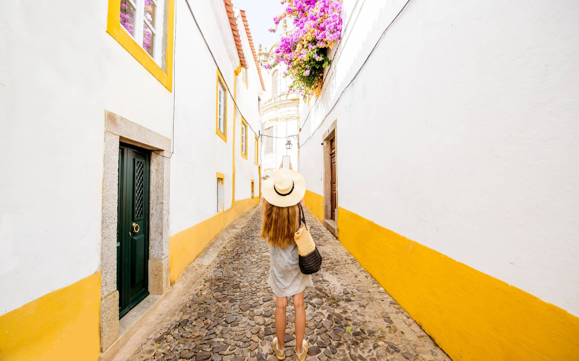 9-Day Spain and Portugal Explorer Tour: Madrid, Andalusia, Lisbon and Historic Treasures | Ticket Admission Included