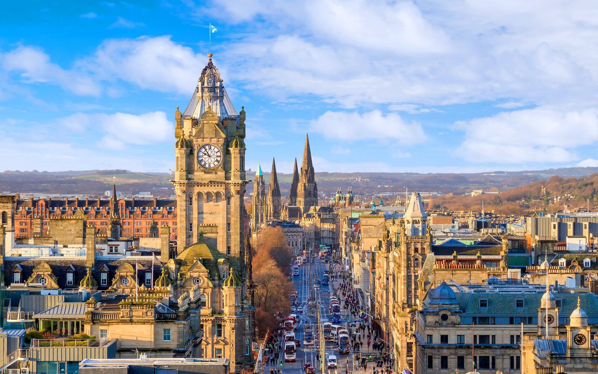 8-Day Roaming the United Kingdom Tour from London: Cambridge, Durham, Edinburgh,  Inverness | Hotel Breakfast Included | Ticket Admission Included