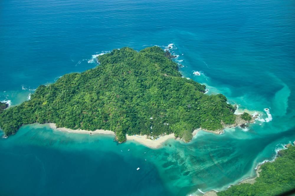  7-Day Costa Rica Adventure Tour from San Jose: Pacuare River White Water Rafting and Bay Island’s Cruise to Tortuga Island