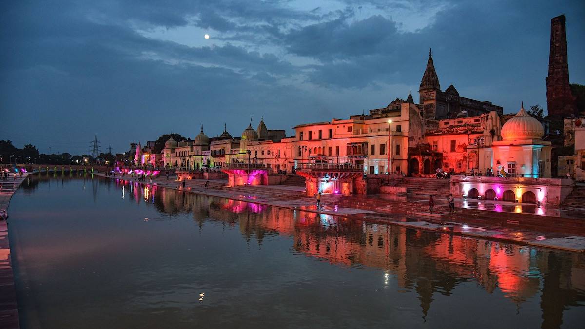 Historical India with Ayodhya - 15 Days