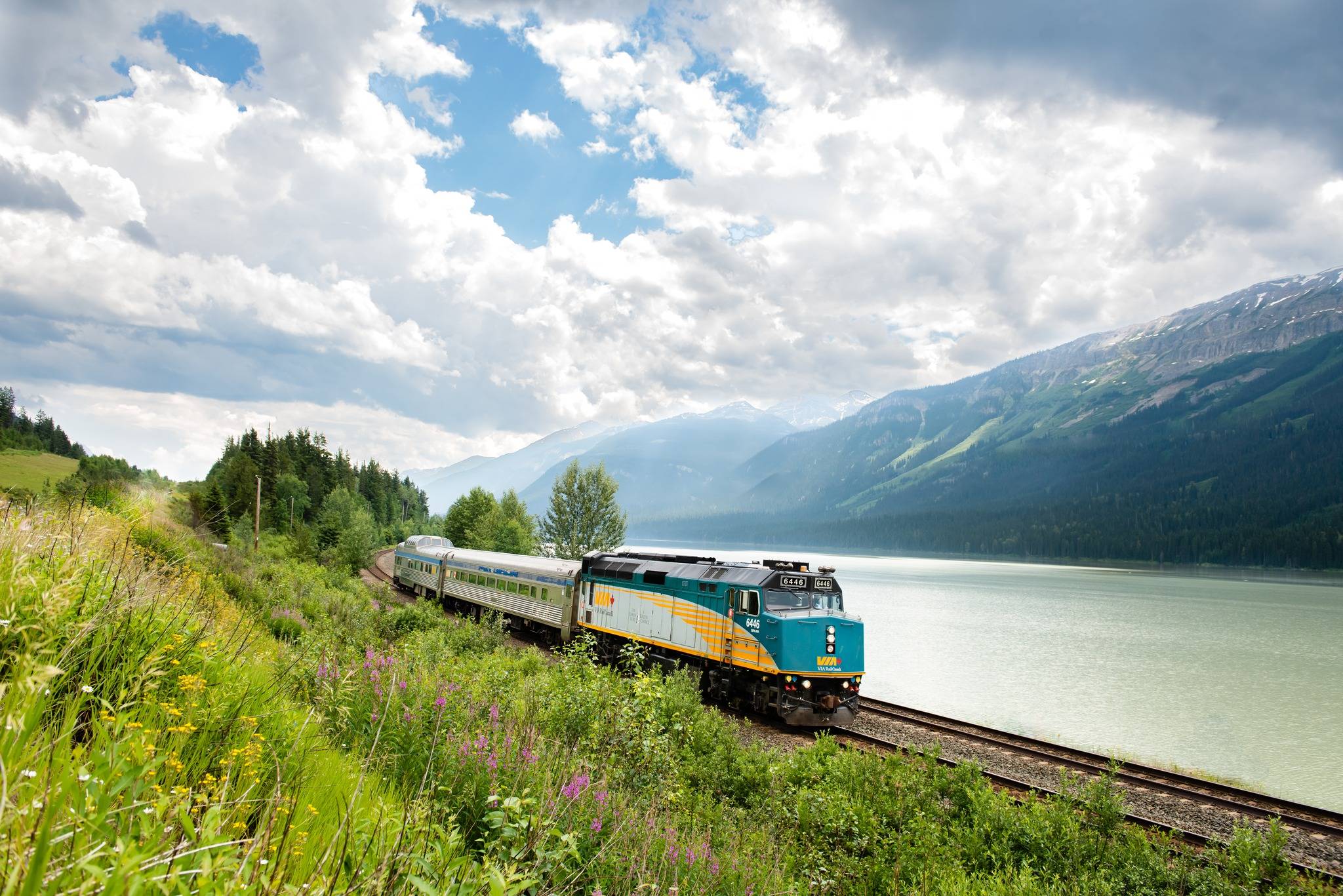 7-Day Canadian Rockies VIA Rail Tour From Vancouver: Banff, Yoho, Jasper & Columbia Icefield