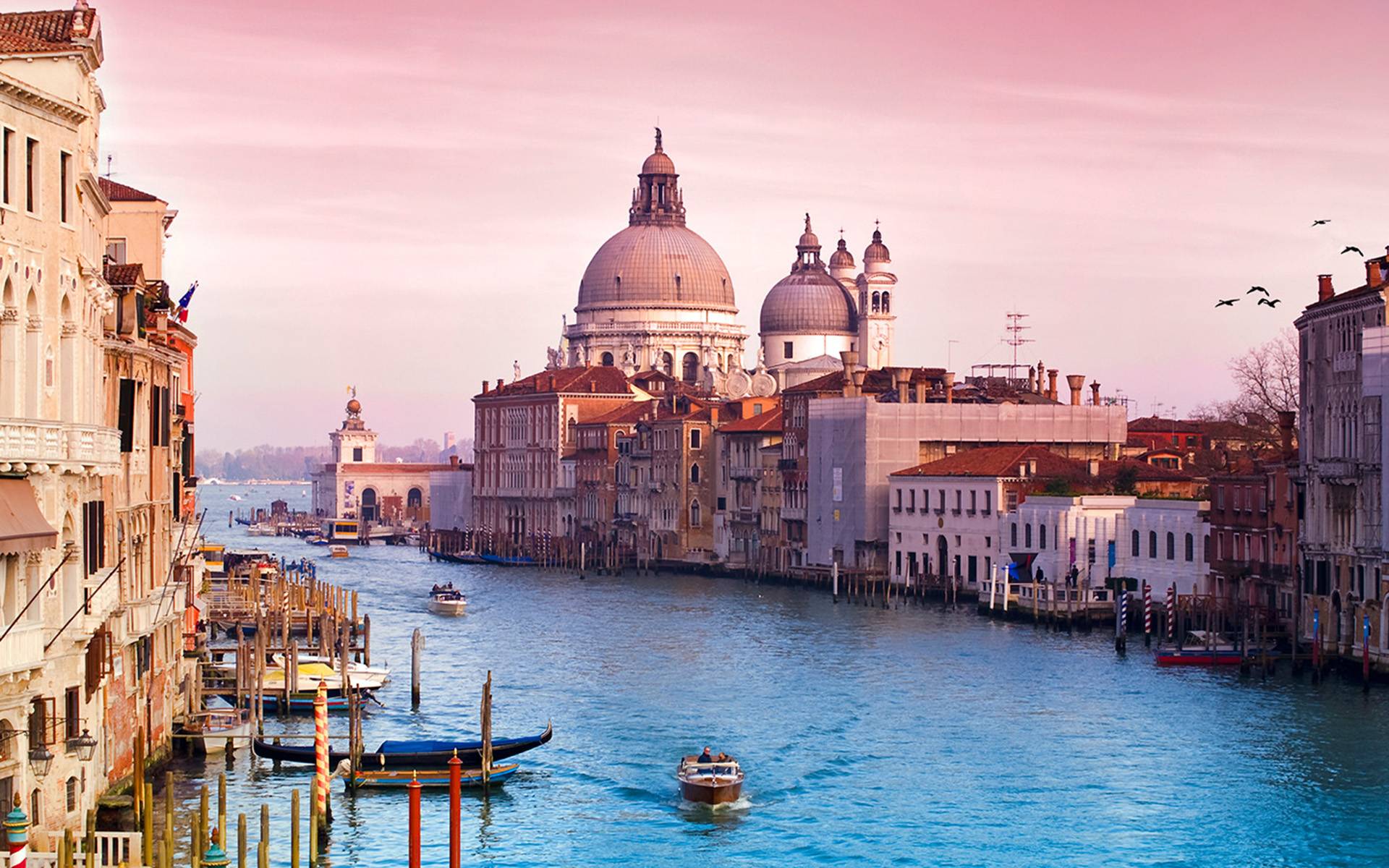 13-Day Central and Southern Europe Tour from Zurich: Frankfurt, Prague, Brastislava, Budapest, Vienna, Munich, Lucerne, Venice and Rome