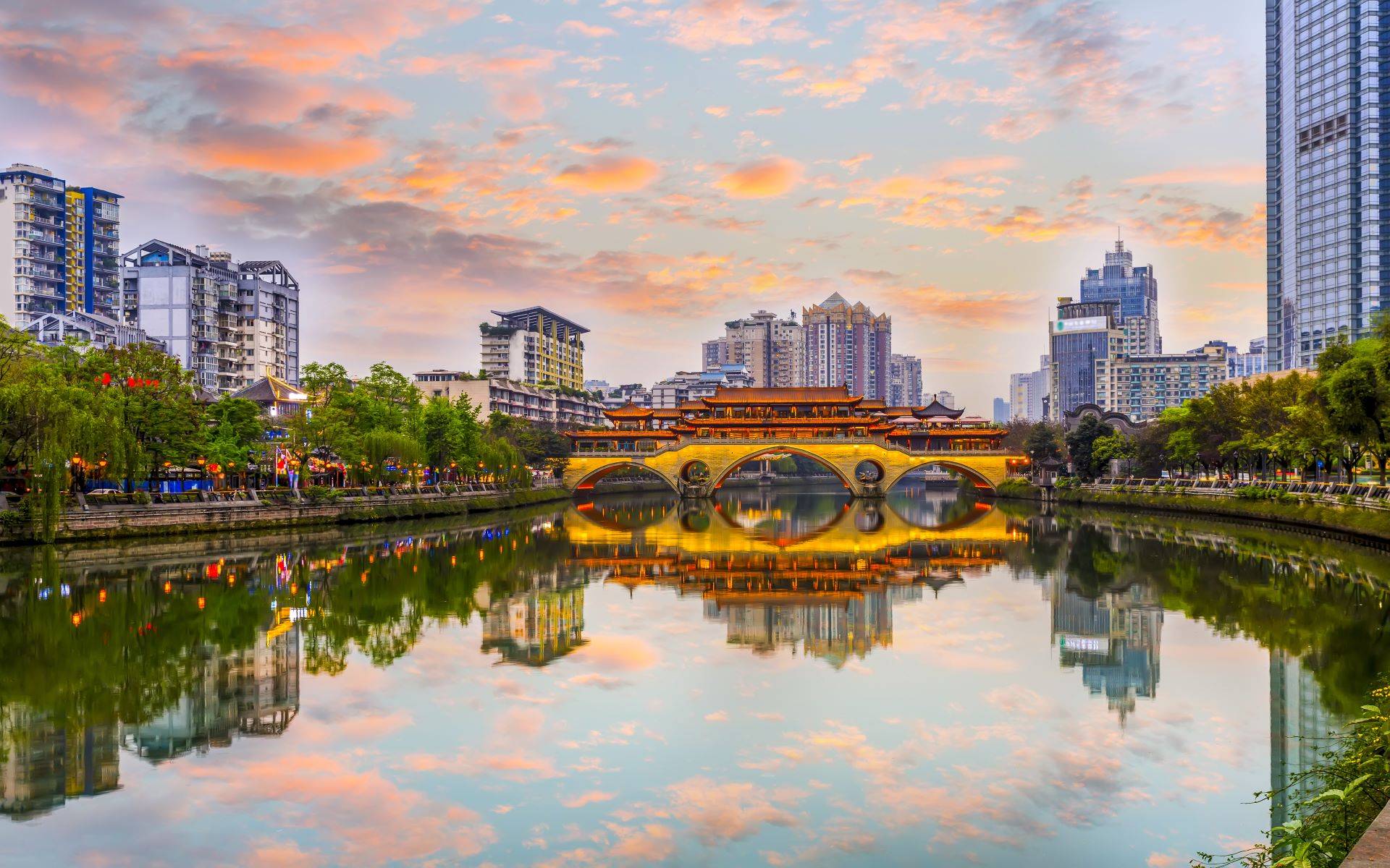 8-Day Classical China Tour from Shanghai: Luoyang, White Horse Monastery, Sanmenxia, Xi'an, Chengdu | Ticket Admission Included | Hotel Breakfast Included |