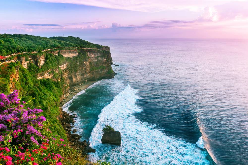 6-Days Bali Tour: Kintamani Volcano and Pura Ulun Danu Bratan Temple with Airport Transfers