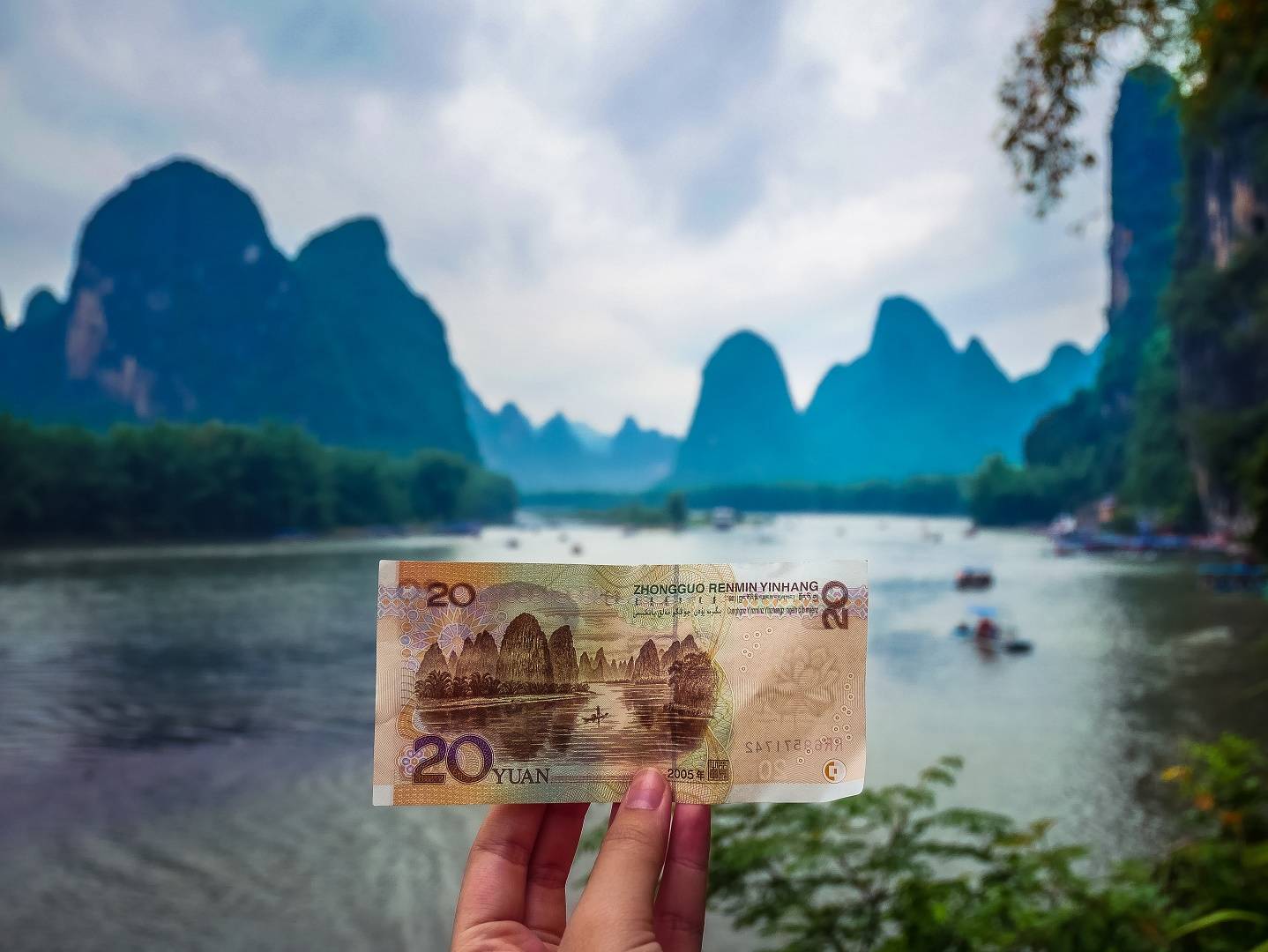 9-Day China Private Tour to Beijing, Xi'an, Guilin and Shanghai | Tiananmen Square | Great Wall | Terracotta Warriors and Horses | Li River | the Bund
