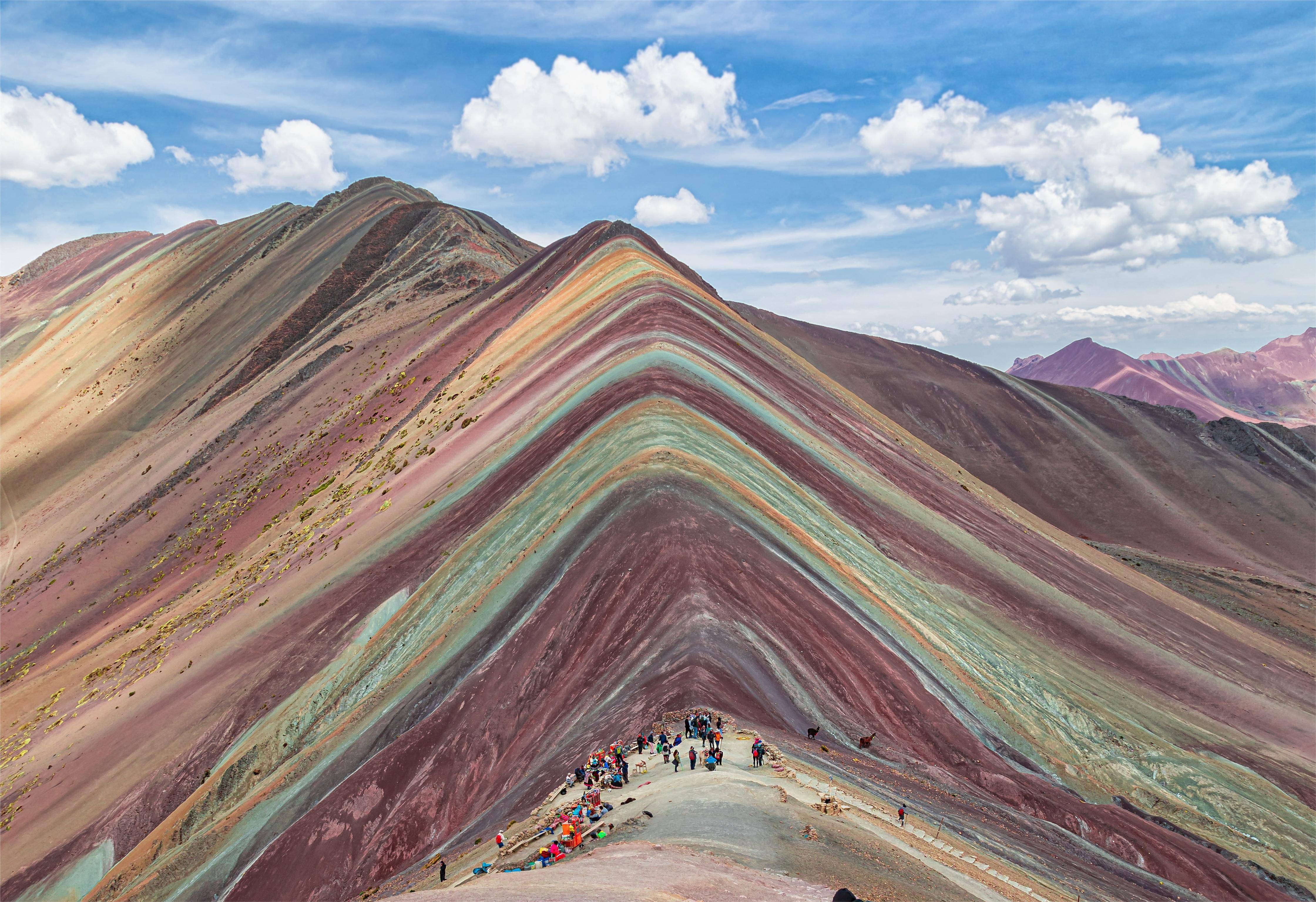 7-Day Shades of Peru Tour from Lima: Museo Larco, Machu Picchu, and Vinicunca Mountain | Round Trip Train to Machu Picchu