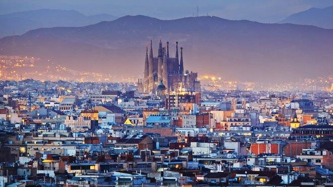 10-Day [24 Pax Small Group] Mapping Spain Tour from Madrid: Merida, Sevilla, Cordoba, Granada, Ubeda, Valencia, Barcelona | Welcome Tapas Dinner/Farewell Dinner | Free Airport Pick-up & Drop-off Service