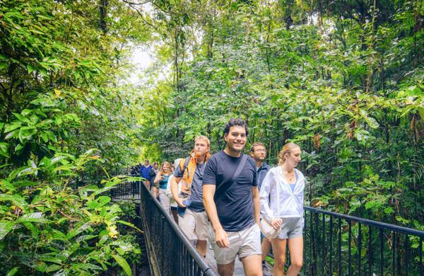 5-Day Australia Tour: Kakadu National Park, Katherine Gorge, Litchfield National Park and  Florence Falls