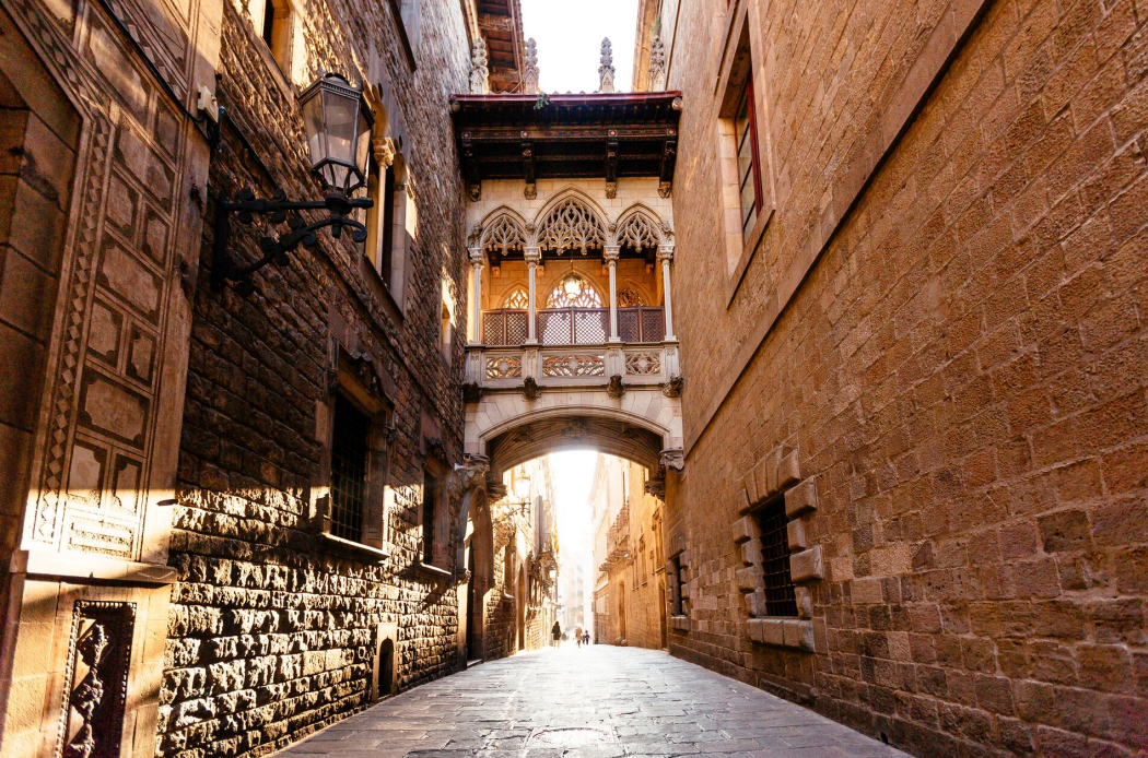13-Day 3 Countries Iberian Explorer Tour from Barcelona: Valencia, Granada, Costa Del Sol, Seville, Lisbon and Madrid