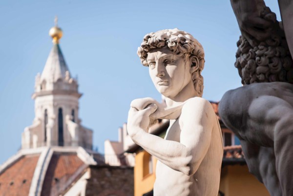 10-Day 2 Countries Italian Scene Winter Tour from Rome: Vatican, Venice, Varese, Pisa and Florence