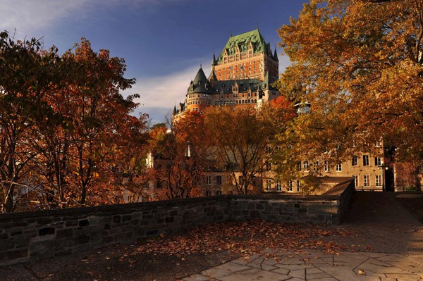8-Day Canada Tour from Toronto: Niagara Falls, Prince Edward County, Québec City and Lake Ontario | Expert English-Speaking Guide | Authentic Local Food & Cultural Charm
