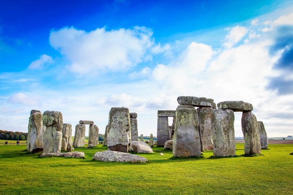 10-Day Britain Tour from London: York, Edinburgh and Liverpool | 2 Countries and 17 Cities | 9 Breakfasts, 1 Lunch, 3 Dinners