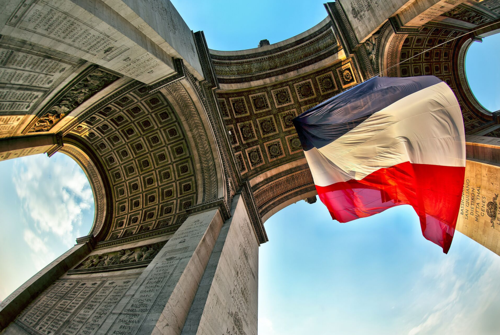 13-Day France and Monaco Sightseeing Tour from Paris: French Riviera and Bordeaux | 2 Countries and 18 Cities | 12 Breakfasts, 1 Lunch, 6 Dinners