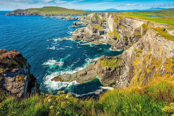 9-Day  2 Countries Ireland Tour from Dublin: Belfast, Cliffs of Moher and the Ring of Kerry
