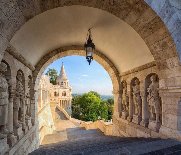 17-Day Eastern Europe Tour from Vienna: Budapest, Berlin and Prague | 8 Countries and 14 Cities | 16 Breakfasts, 7 Dinners