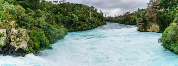 8-Day Northern Wonders Tour from Wellington: Rotorua, Auckland and Bay of Islands | 1 Country and 4 Cities | 7 Breakfasts & 2 Dinners