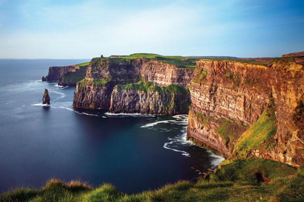 10-Day Ireland Tour: Dublin, Kilkenny, Killarney, Galway, Sligo, Cliffs of Moher | 9 Breakfasts, 5 Dinners