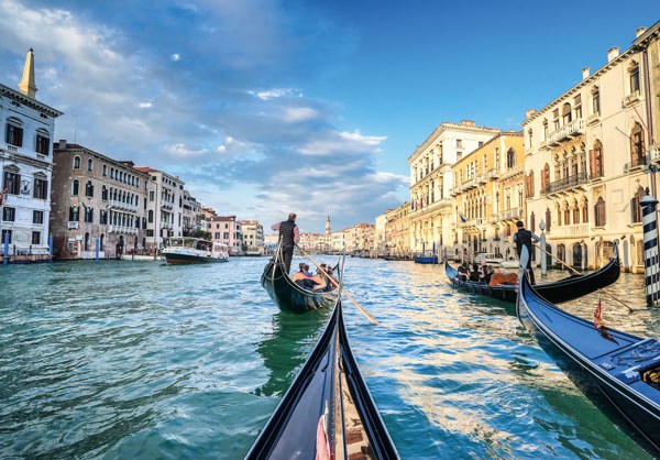 11-Day European Dream Summer Tour from Venice: Rome, Florence, Lucerne and Paris | Classic Group | 4 Countries and 9 Cities | 10 Breakfasts, 2 Lunches & 3 Dinners