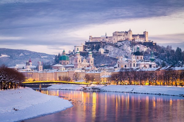 8-Day Guided Tour of Europe’s Top Christmas Markets to See the Best of Austria & Germany from Vienna: Salzburg, Innsbruck, Oberammergau and Munich