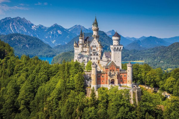 12-Day Guided Tour to Explore the Rich History, Beer Halls and Castles of Germany from Berlin: Dresden, Weimar, Frankfurt, Mainz, Heidelberg and Munich